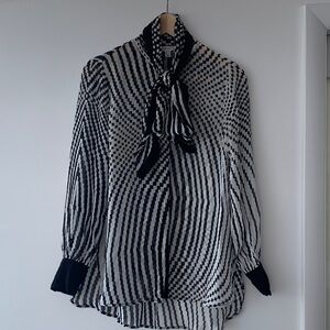 Reiss Flowy oversized Black and White Multi Patterned Women's Blouse, size 4